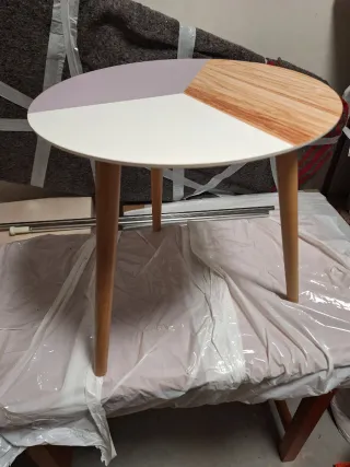 Mesa de cama/salón decorativa