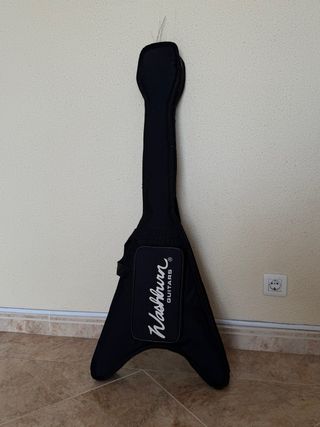 Washburn WV60 - Guitarra eléctrica negra.