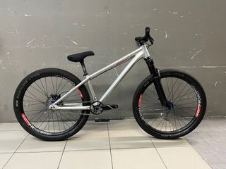 Bici da Dirt Jump Canyon Stitched 360