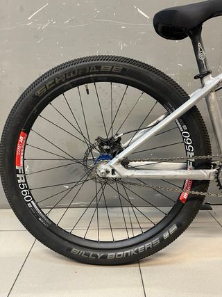 Bici da Dirt Jump Canyon Stitched 360