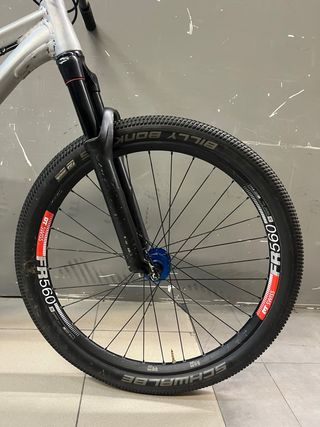 Bici da Dirt Jump Canyon Stitched 360