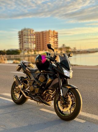 Kawasaki Z750 ABS Negra