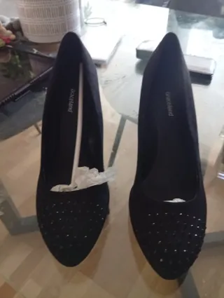 Zapatos de fiesta Graceland negros con pedrería