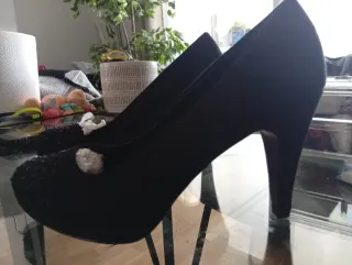 Zapatos de fiesta Graceland negros con pedrería