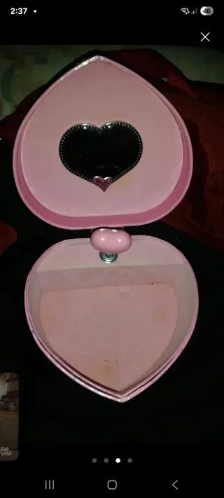 Caja de música infantil rosa