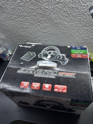 Volante PS4/Xbox + 9 Juegos PS4