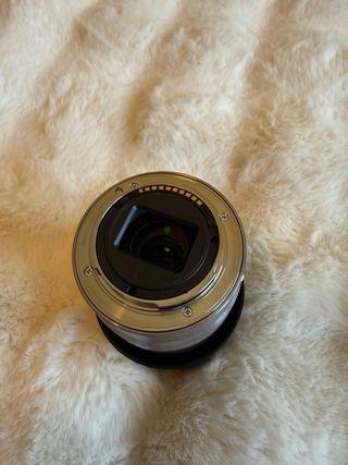 Objetivo Sony E 55-210mm OSS Plata