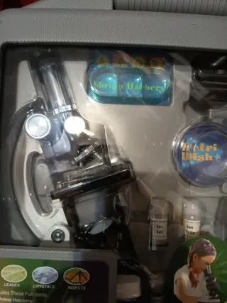 Set de Microscopio 28 Piezas 1200X