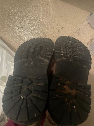 Botas de montaña marrones