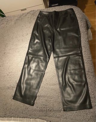 Pantalones polipiel negros