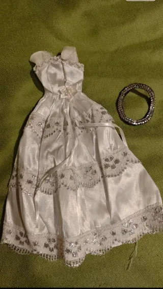 4 Vestidos de fiesta para Barbir