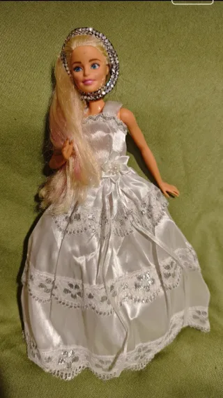 4 Vestidos de fiesta para Barbir