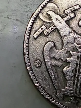 Moneda 25 Pesetas Franco 1957 estrella 59