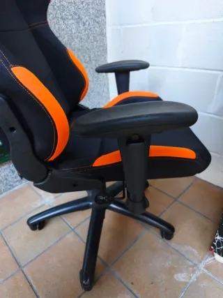 Silla Gamer Drift Negra y Naranja