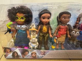 **NUEVO EN CAJA** 5 Muñecas Disney !!ORIGINALES!!