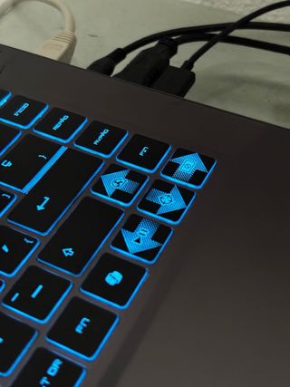 Portátil Gaming Msi thin 15