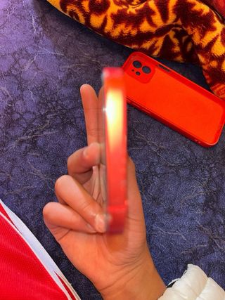 iPhone 12 Rojo - Parte trasera rota