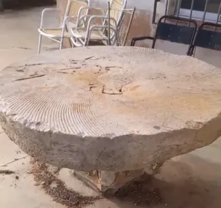 Piedra de molino antigua