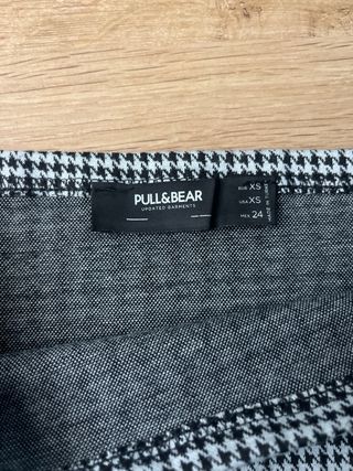 Falda de cuadros blanco y negro