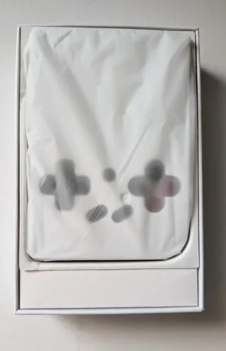 Anbernic RG35XX Beige + Tarjeta 128GB + Soporte