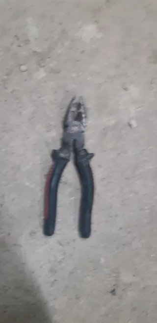 Pinza per lavori manuali