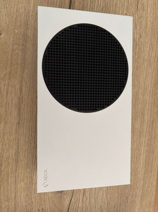 Xbox Series S Blanca com un mando 512GB