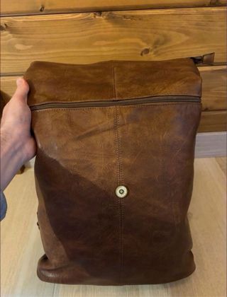 Mochila de piel búfalo en color marrón