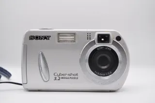 Cámara Sony Cybershot DSC-P32 3.2 MP