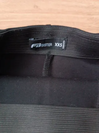 Minifalda New Yorker Negra Elástica