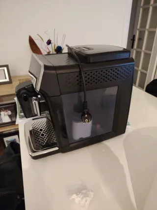 Cafetera Philips Serie 2300/3300