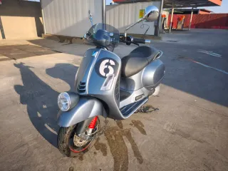 Vespa 300 Sei Giorni