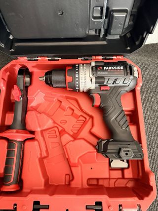 Taladro percutor Parkside 20V 64Nm