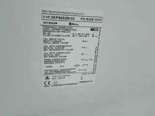 Nevera Balay plateada