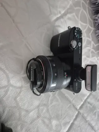 Cámara Samsung NX1000