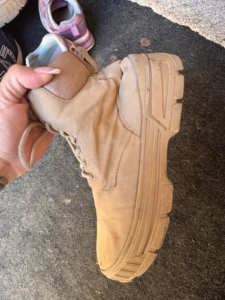 Botas Zara chico talla 37 beige