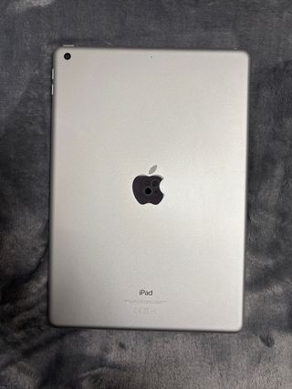 iPad 9ª Gen 64GB Argento (include scatola)