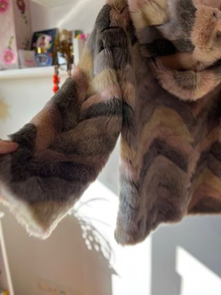 Chaquetón pelo sintético Chevron