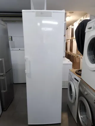 Solo Nevera blanca Balay A++