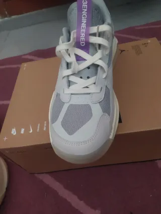 Zapatillas Jordan Air 200E Gris/Morado