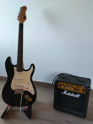 Guitarra Eléctrica Negra con amplificador incluido