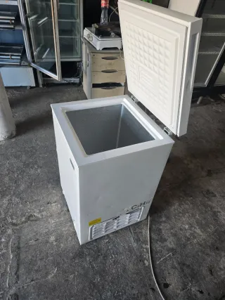 Congelador arcón blanco funciona perfectamente