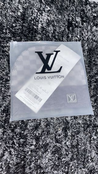Berretto Louis Vuitton Grigio Nuovo Originale