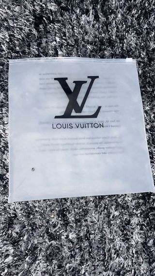 Berretto Louis Vuitton Grigio Nuovo Originale