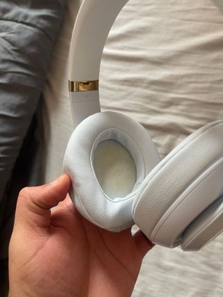 Funda Beats Studio 3 Negra y Roja