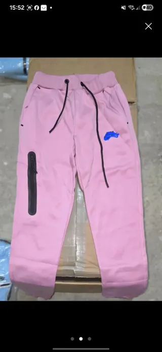 Chándal logo bordado