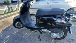 Moto Negra Estilo Retro Itv 2027 Año 2012