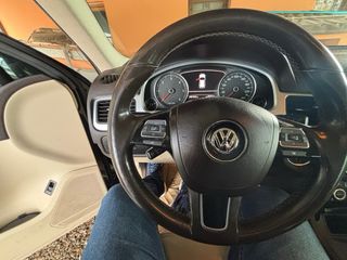 Volkswagen Touareg 2011