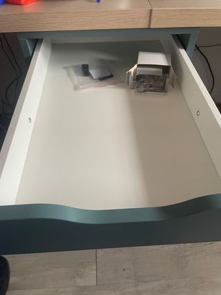 Doble escritorio Ikea.