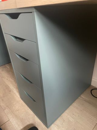 Doble escritorio Ikea.