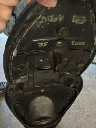 Asiento, deposito GASOLINA y carcasas Aprilia SR